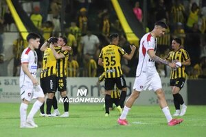 Versus / ¡Guaraní se desahoga en el final y no se baja de la punta!