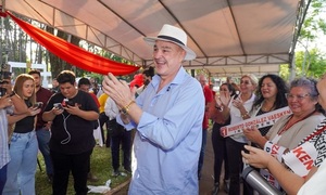 Roberto González Vaesken gana las internas coloradas en Ciudad del Este con 14.877 votos - OviedoPress