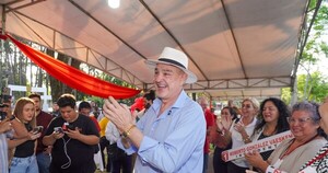 González Vaesken se impone en la interna colorada de CDE, pero con un participación muy baja