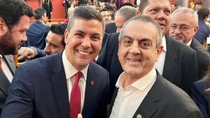 Diputado Esgaib afirma que desapareció un bolígrafo de oro y un Rolex de Santi Peña