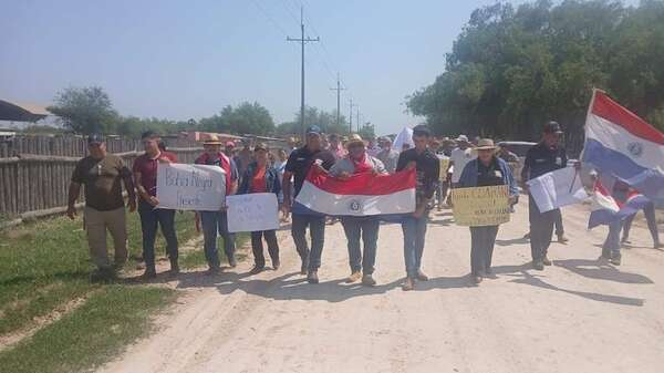“Los chaqueños merecemos ser escuchados”, reclamó religiosa durante manifestación por caminos de todo tiempo - Noticias del Chaco - ABC Color