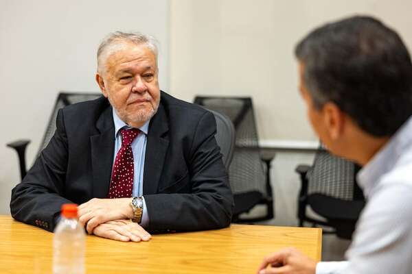 “Fue un error”, dice presidente del IPS sobre aumento para su hijo - Nacionales - ABC Color