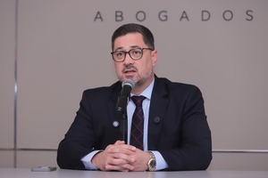 Popular / "Se ha reivindicado a un hombre injustamente acusado”, dijo abogado de Cartes sobre levantamiento de sanciones