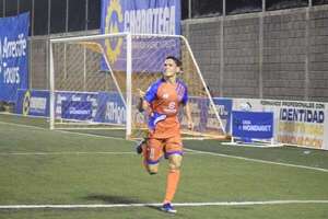 Honduras: Paraguayo Moreira anota contra el puntero Olimpia - Fútbol de Intermedia - ABC Color