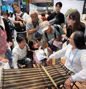 El Poncho Para’i de Piribebuy lució en la Expo Osaka 2025 de Japón - Nacionales - ABC Color