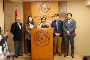 Oposición denuncia que Peña entregó la soberanía nacional para favorecer a Cartes