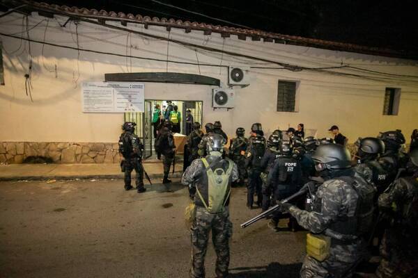¡Cierran el Buen Pastor! Oiko feroz operativo para trasladar a todas las reclusas