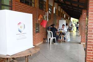 Divisiones habrían causado la escasa participación de los afiliados colorados en las internas de Ciudad del Este - ABC en el Este - ABC Color