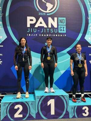Jiu-Jitsu: Pamela Bóveda conquista oro en EE.UU. - Polideportivo - ABC Color