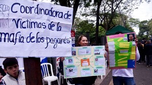 Mafia de pagarés: El hermano de ministro es accionista de Carsa