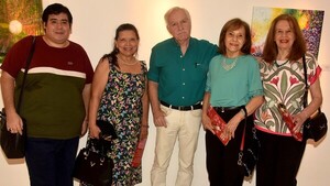 Amigos del Arte brindaron en la Muestra Primavera
