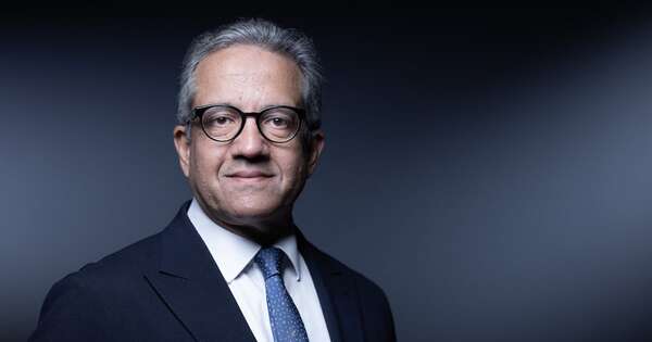 La Nación / Unesco designó al egipcio Khaled el Enany como director general