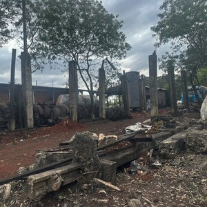 MADES interviene fábrica en Alto Paraná por quema de cubiertas y contaminación ambiental