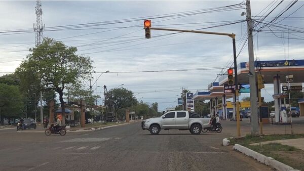 Proponen reubicar semáforos en la Avda. Pinedo tras recientes accidentes - Concepción al Día