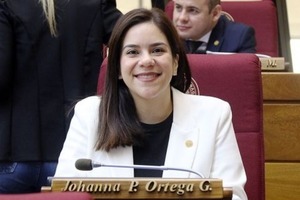 Levantamiento de sanción contra HC: diputada habla de una movida geopolítica al servicio de Cartes