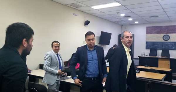 Diario HOY | Suma y sigue: con otra chicana suspenden audiencia preliminar de Miguel Prieto