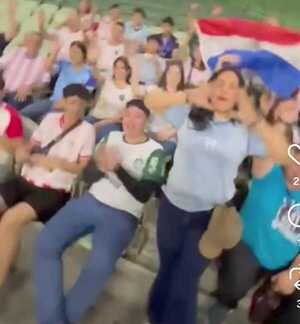 Popular / Estudiantes paraguayos humillados en rapailandia por camiseta Albirroja: "Nos hicieron sentir super mal"