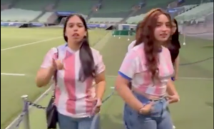 Versus / ¿Discriminación a estudiantes paraguayos en cancha del Palmeiras?