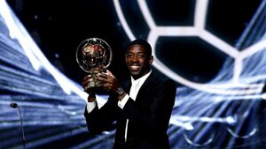 Versus / Dembélé celebrará el Balón de Oro con su primer club