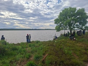 Buscan a pescador desaparecido en el río Paraná - La Tribuna