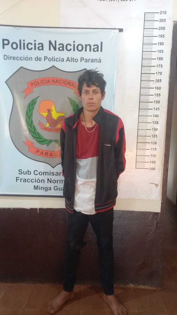 Popular / Víctima redujeron a ladrón y lo entregan a la policía