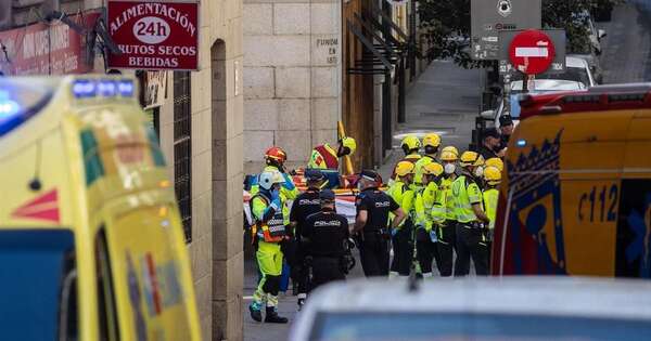 Diario HOY | Cuatro desaparecidos tras el derrumbe parcial de un edificio en obras en Madrid