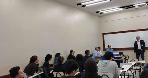 La Nación / Politécnica UNE: en encuentro tecnológico presentaron trabajo sobre maquinización de Aña Cua