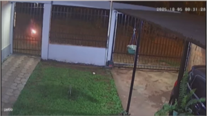 Atacan vivienda con bombas molotov en San Juan del Paraná