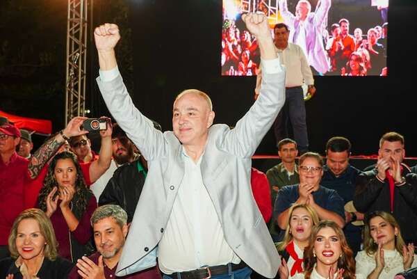 ANR: Proclaman  a González Vaesken, candidato a intendente de CDE - Política - ABC Color