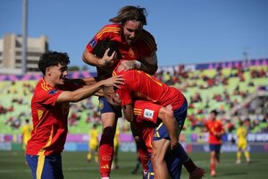 Versus / España vence a Ucrania y es el primer clasificado a cuartos del Mundial Sub-20