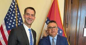 La Nación / Leite destaca coincidencia con el senador Tom Cotton sobre defensa de las democracias