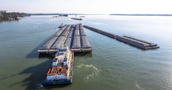 La Nación / La hidrovía es un motor de integración regional