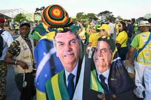 Partidarios de Bolsonaro marcharon en Brasilia para exigir amnistía a su líder  - Mundo - ABC Color