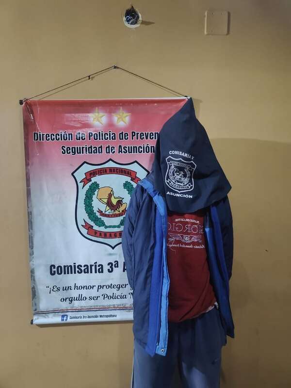 Un joven fue detenido tras hurtar celulares en el microcentro - Policiales - ABC Color