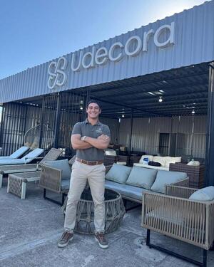 Popular / Joven emprendedor resurgió de las cenizas tras incendio de su fábrica