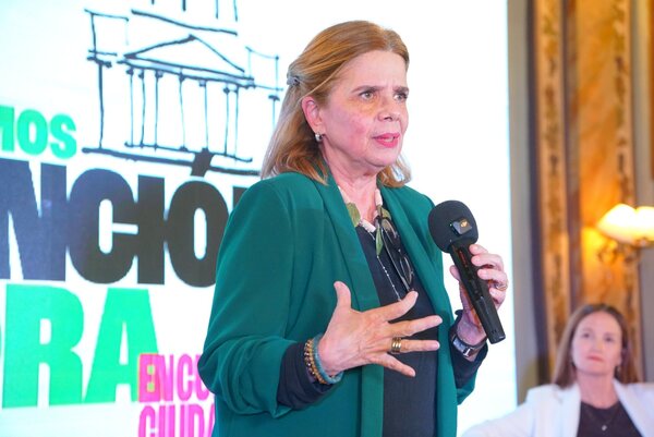 El PDP oficializa su apoyo a Soledad Núñez para recuperar Asunción