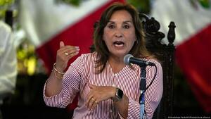 Gobierno peruano acusa a la prensa de ejercer "violencia verbal" contra la presidenta Boluarte