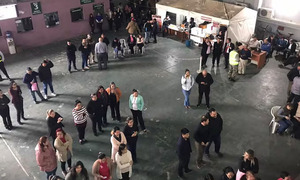 Funcionarios toman la Municipalidad de Lambaré para impedir que Arévalo jure como concejal - OviedoPress