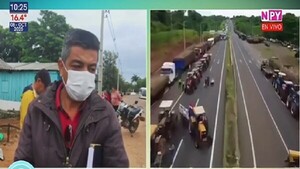 Cañicultores endurecen protesta y cierran Ruta PY02