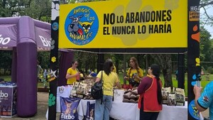 Hohenau: Pasean a sus mascotas en defensa de derechos de los animales