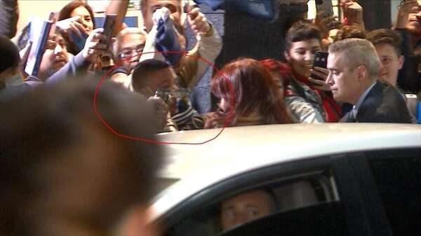 Autores de fallido atentado contra Cristina Kirchner irán a prisión por 10 y 8 años - Mundo - ABC Color