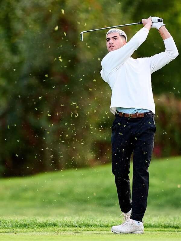 Carlos Alcaraz disfruta del golf en Madrid - Tenis - ABC Color