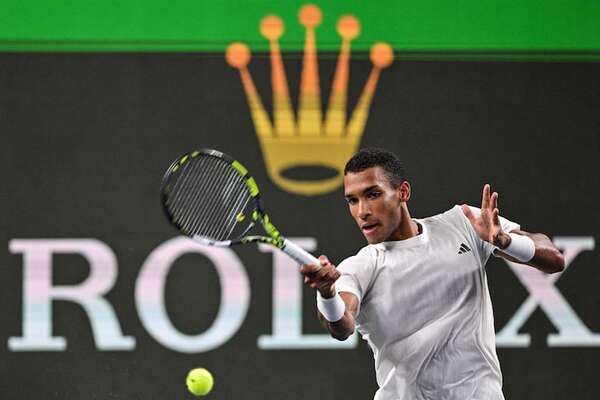 Auger-Aliassime aprovecha hundimiento de Musetti - Tenis - ABC Color