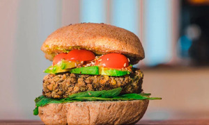 Europa veta el uso de “hamburguesa” y “filete” para productos veganos - OviedoPress