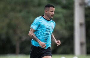 Derlis González, baja sensible en Olimpia pensando en el superclásico ante Cerro Porteño