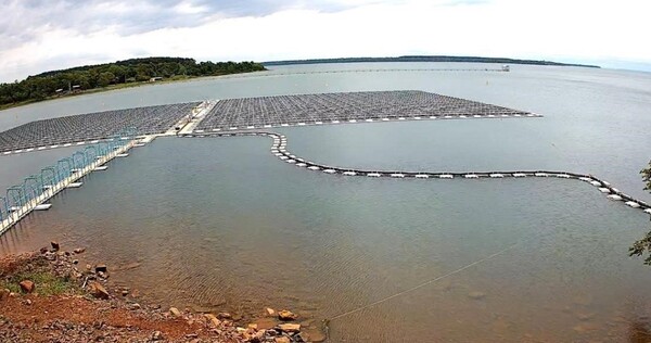 Finaliza montaje de pasarela y ductos de conexión de Planta Solar de ITAIPU