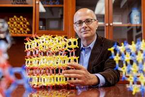 De refugiado a Premio Nobel: Omar Yaghi celebra el poder de la ciencia como motor de equidad - Mundo - ABC Color