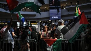 Israel intercepta una nueva flotilla para Gaza