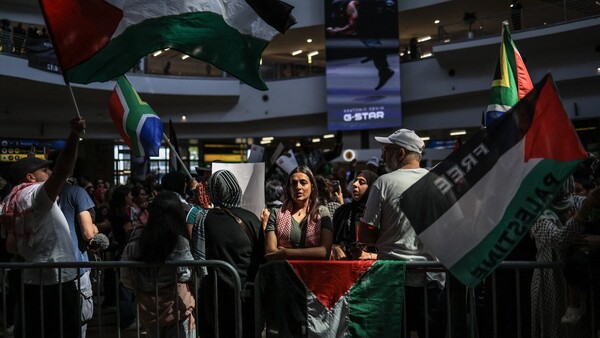 Israel intercepta una nueva flotilla para Gaza