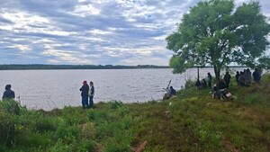 Continúa la búsqueda de un pescador desaparecido en Carmen del Paraná